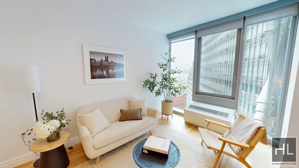 West 54th Street - Photo 1