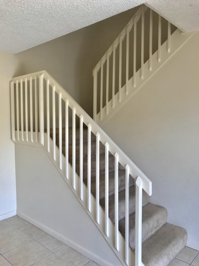 3719 37th Way - Photo 2
