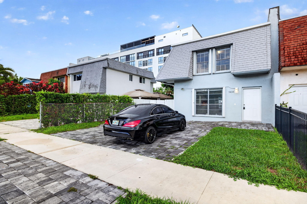 5435 Sw 44th Terrace - Photo 2