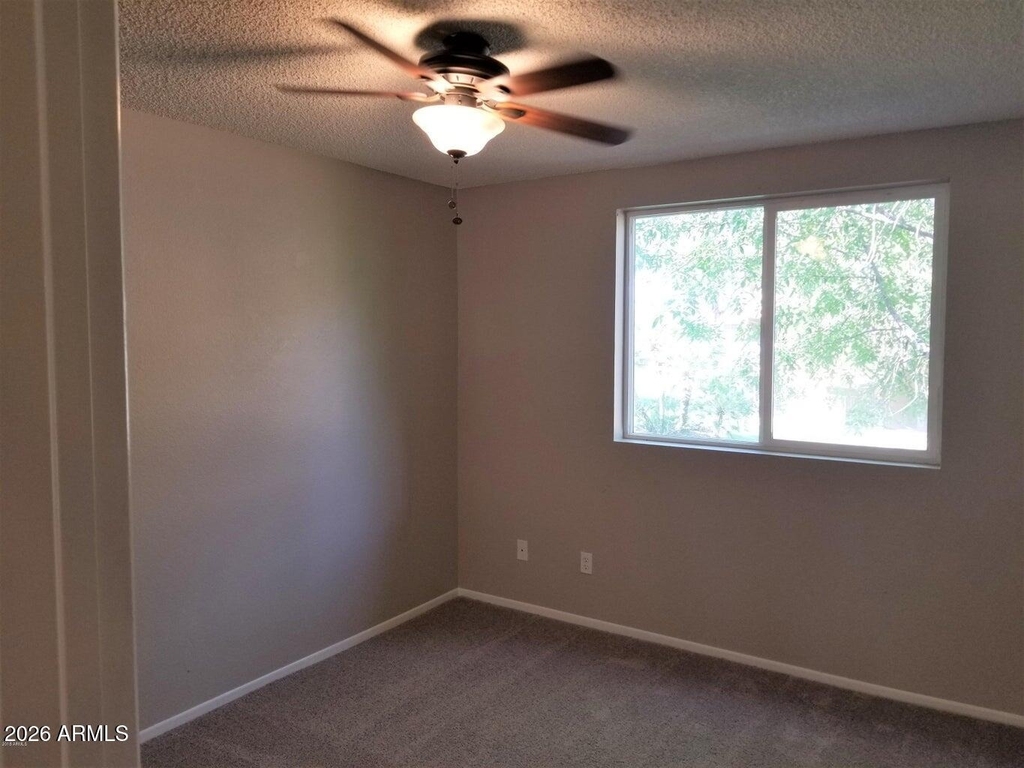 18811 N 19th Avenue - Photo 10