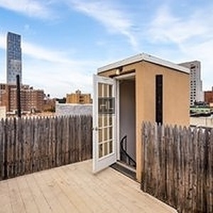 Lexington Avenue - Photo 5