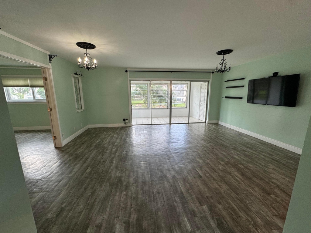 721 Lori Drive - Photo 5