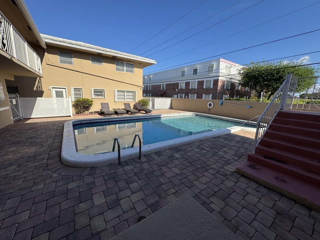 2864 Ne 32nd Street - Photo 33