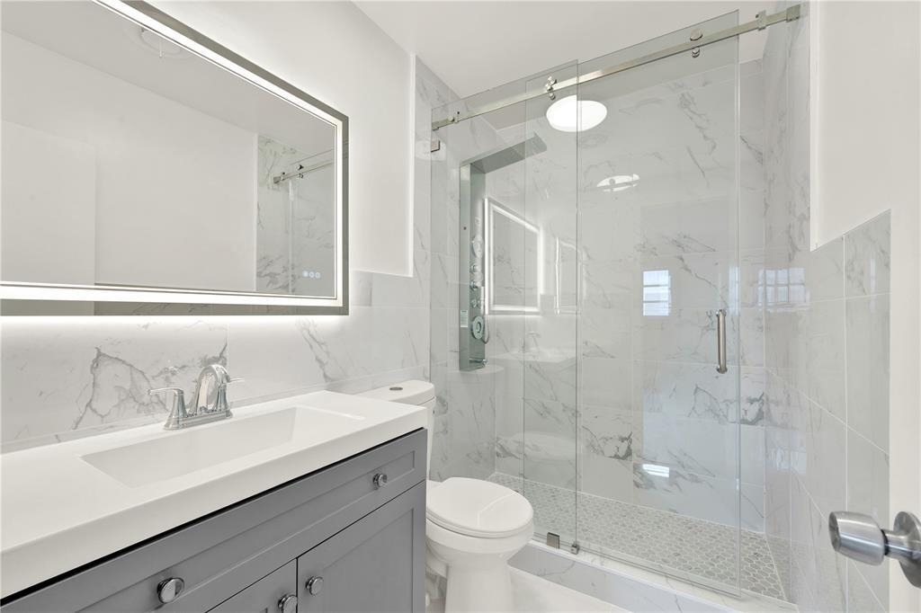 2864 Ne 32nd Street - Photo 10