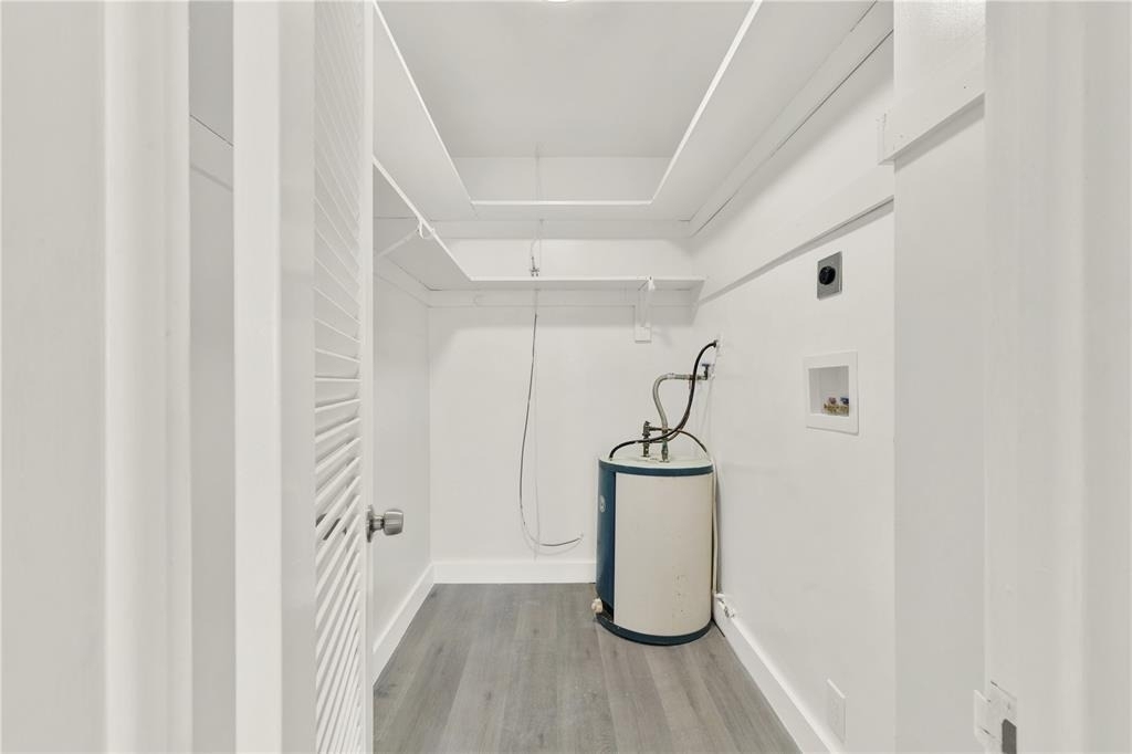 2864 Ne 32nd Street - Photo 18