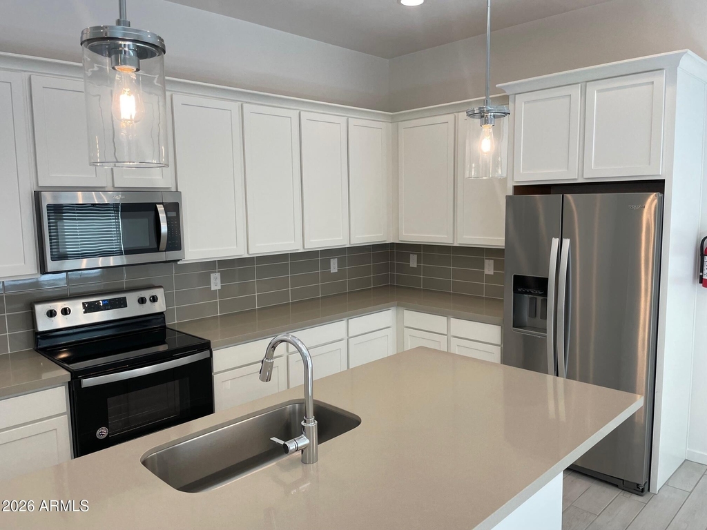 901 S Smith Road - Photo 5