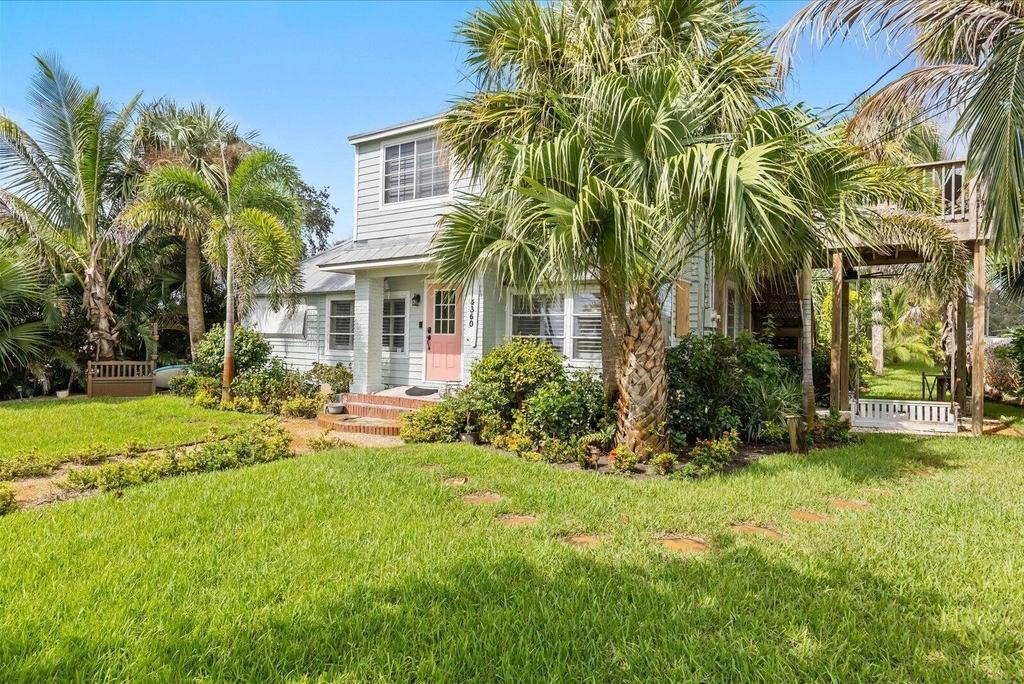 4360 Ne Indian River Drive - Photo 16