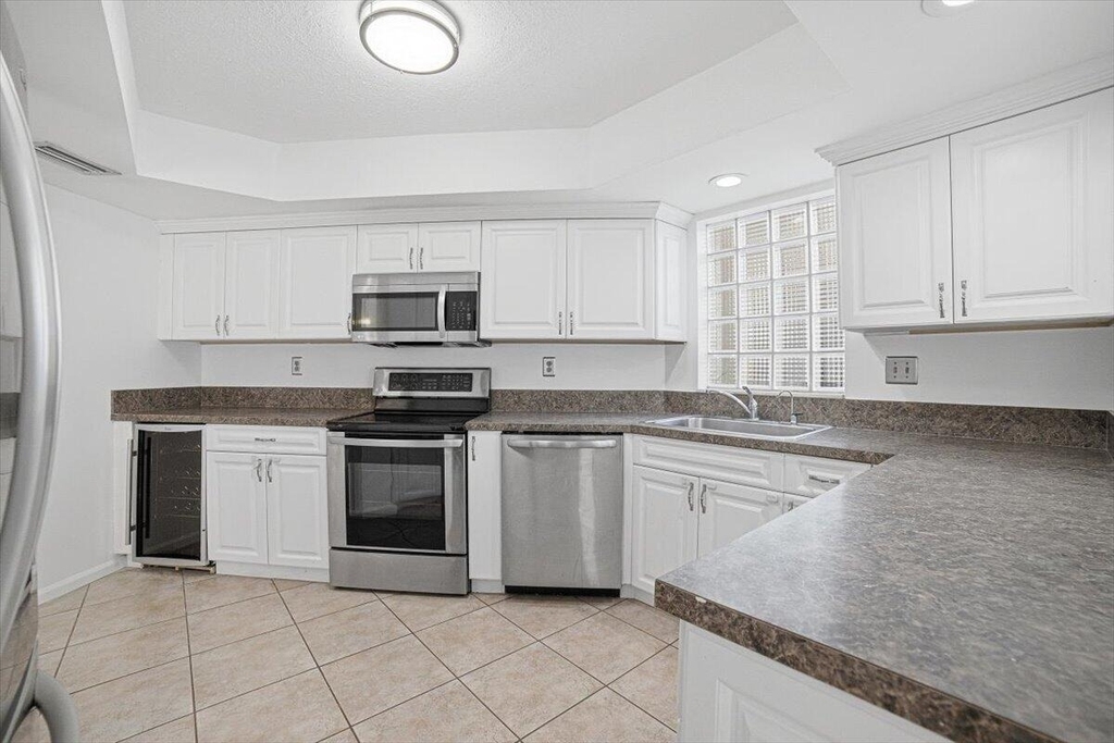 11635 Ficus Street - Photo 6