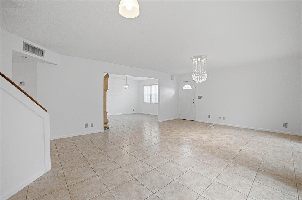 11635 Ficus Street - Photo 10