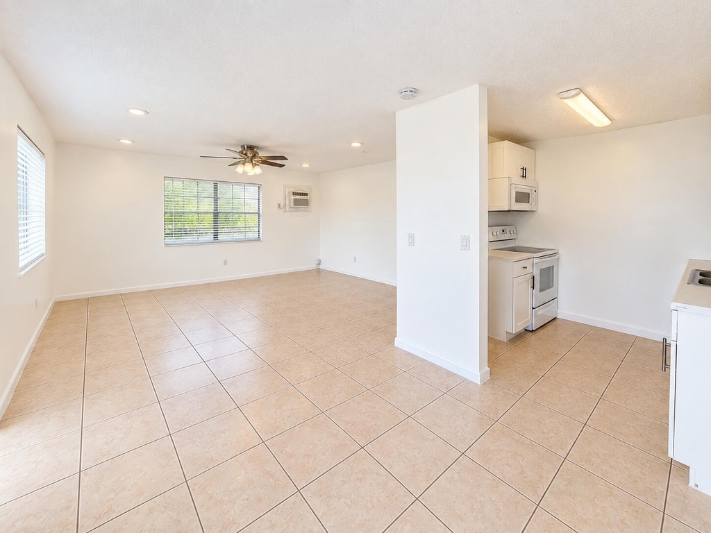 1353 Kirk Road - Photo 2