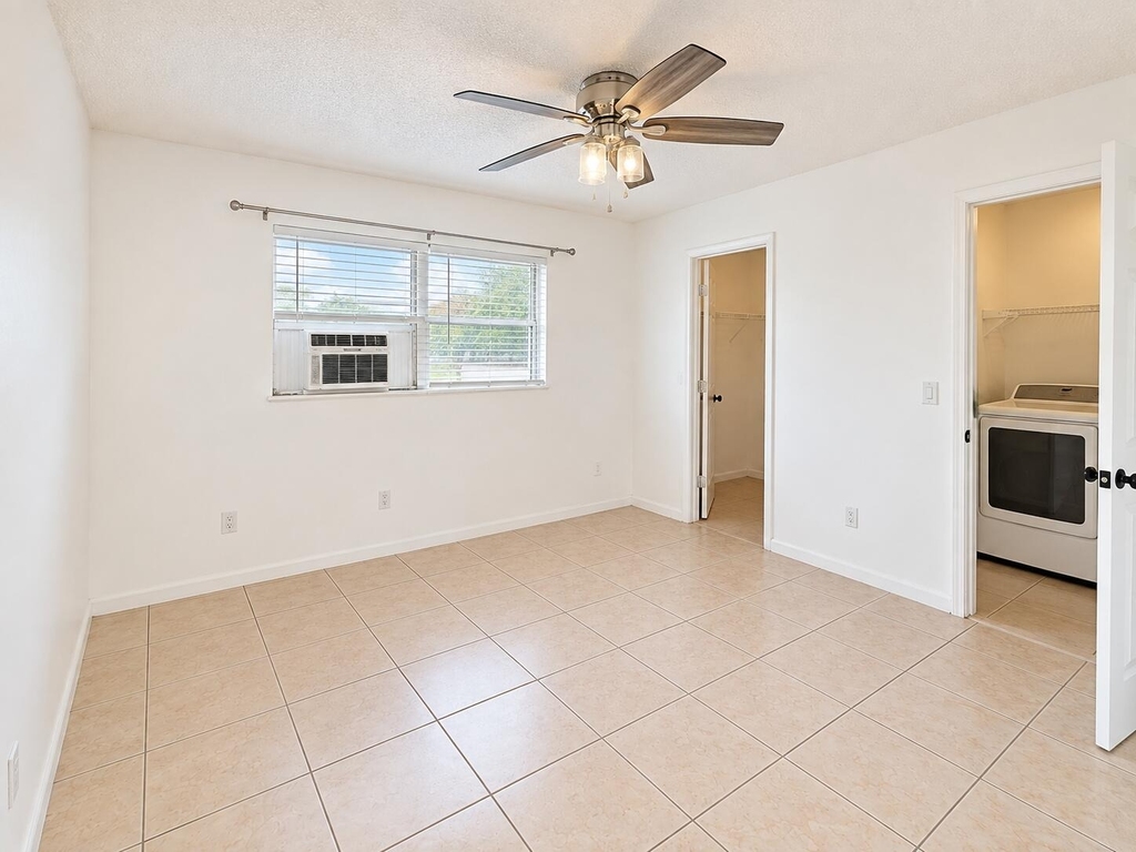 1353 Kirk Road - Photo 4
