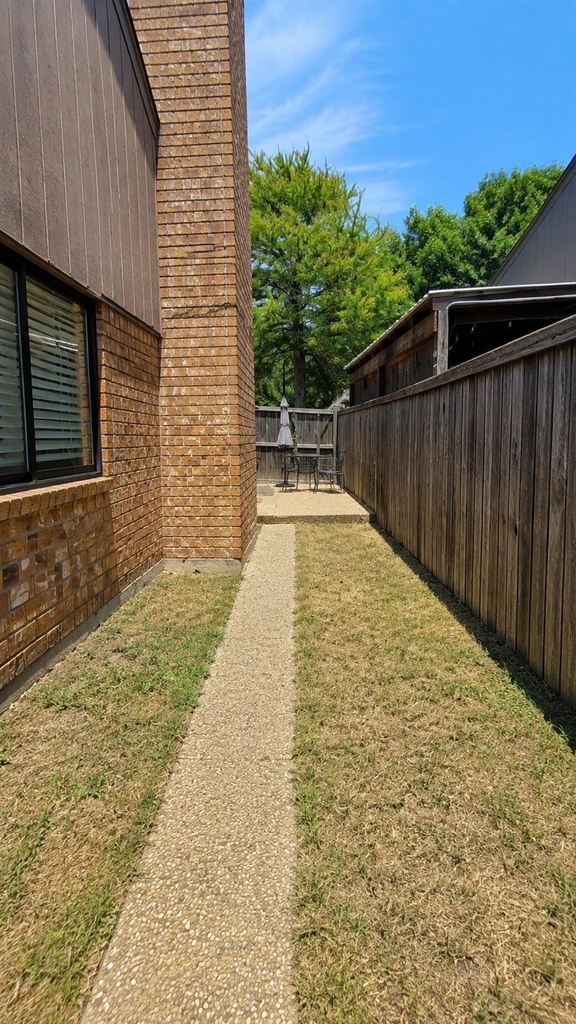 5021 Buttonwood Lane - Photo 10