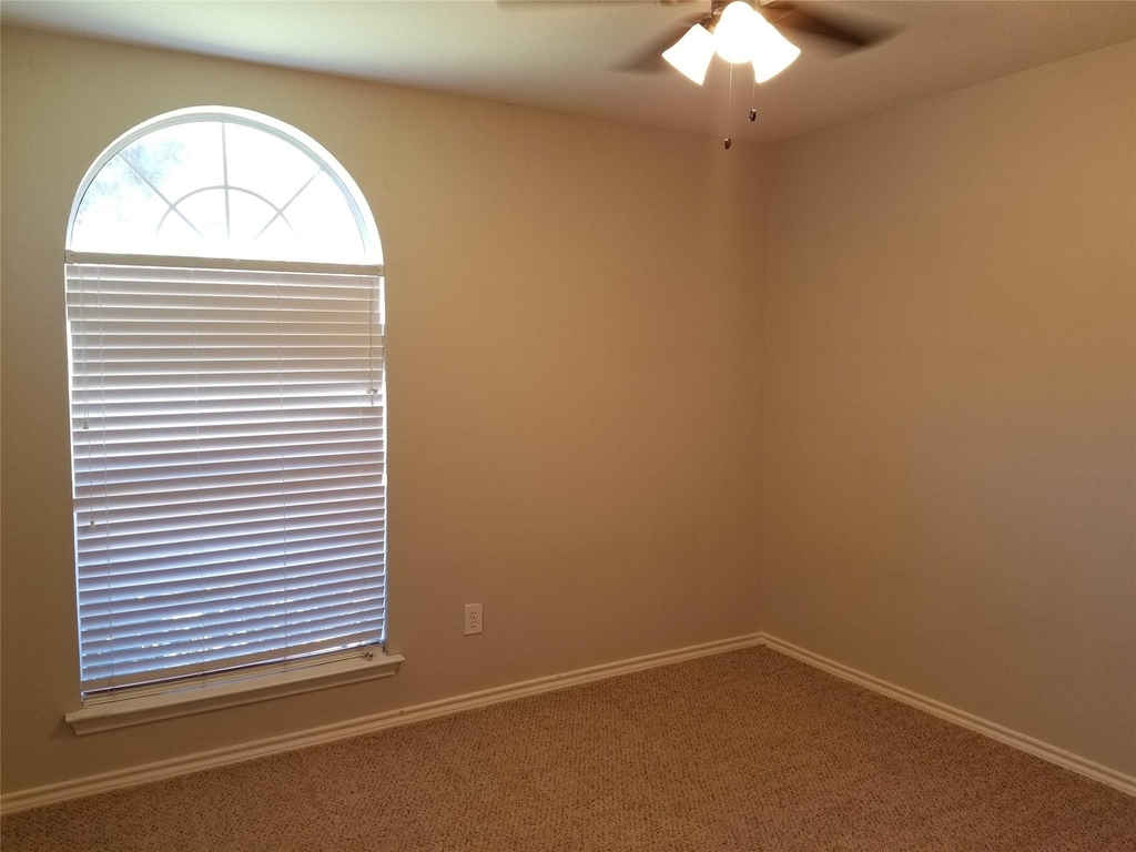 5598 Carrington Drive - Photo 13