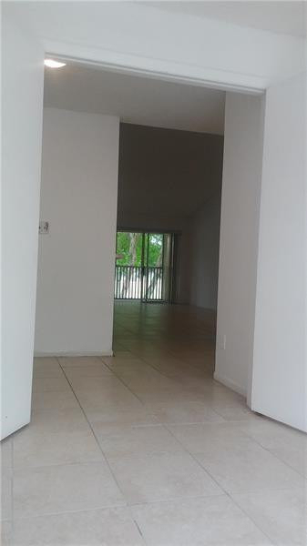 1095 Coral Club Drive - Photo 10