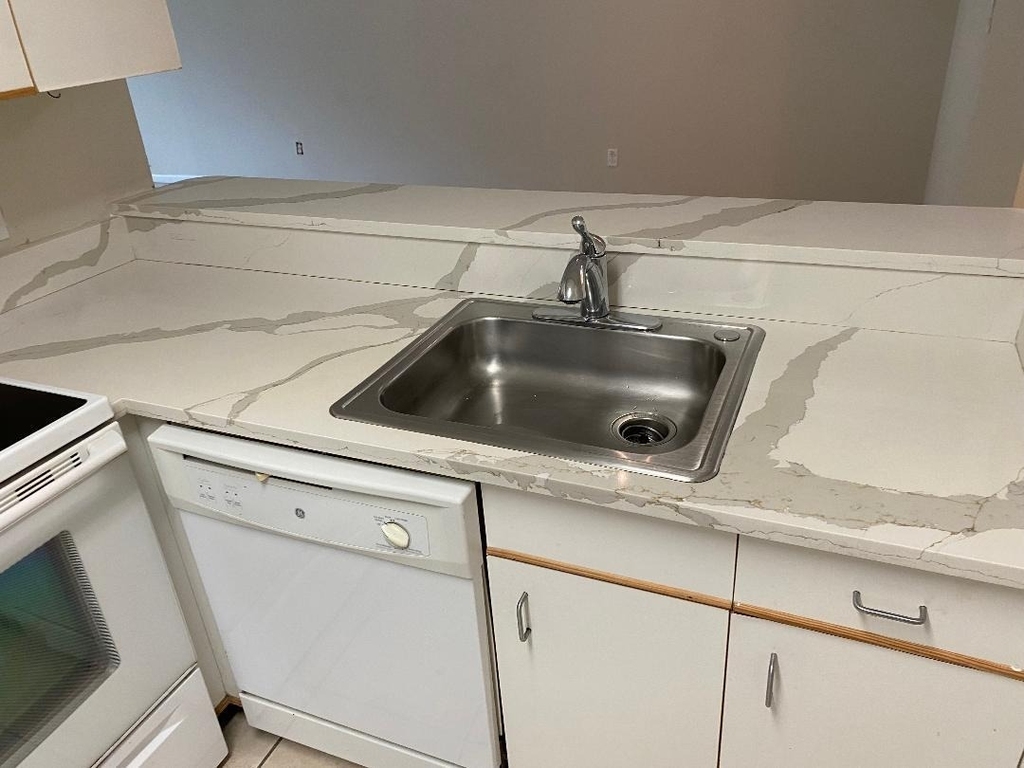 1095 Coral Club Drive - Photo 12