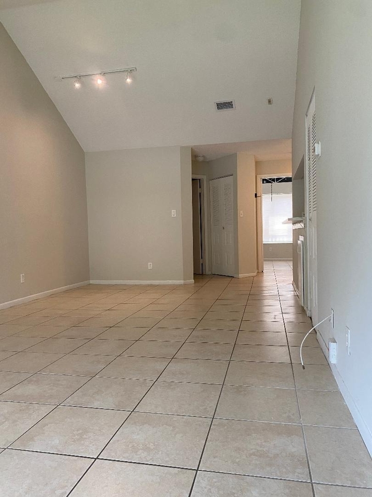 1095 Coral Club Drive - Photo 1