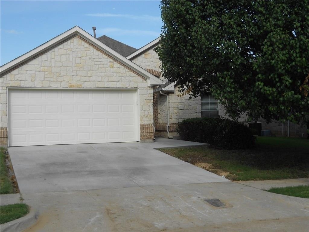 8600 Western Meadows Drive - Photo 0
