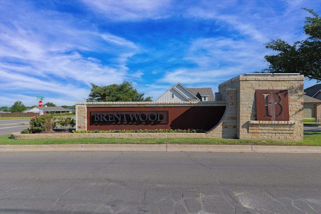 10804 Aurora Drive - Photo 29