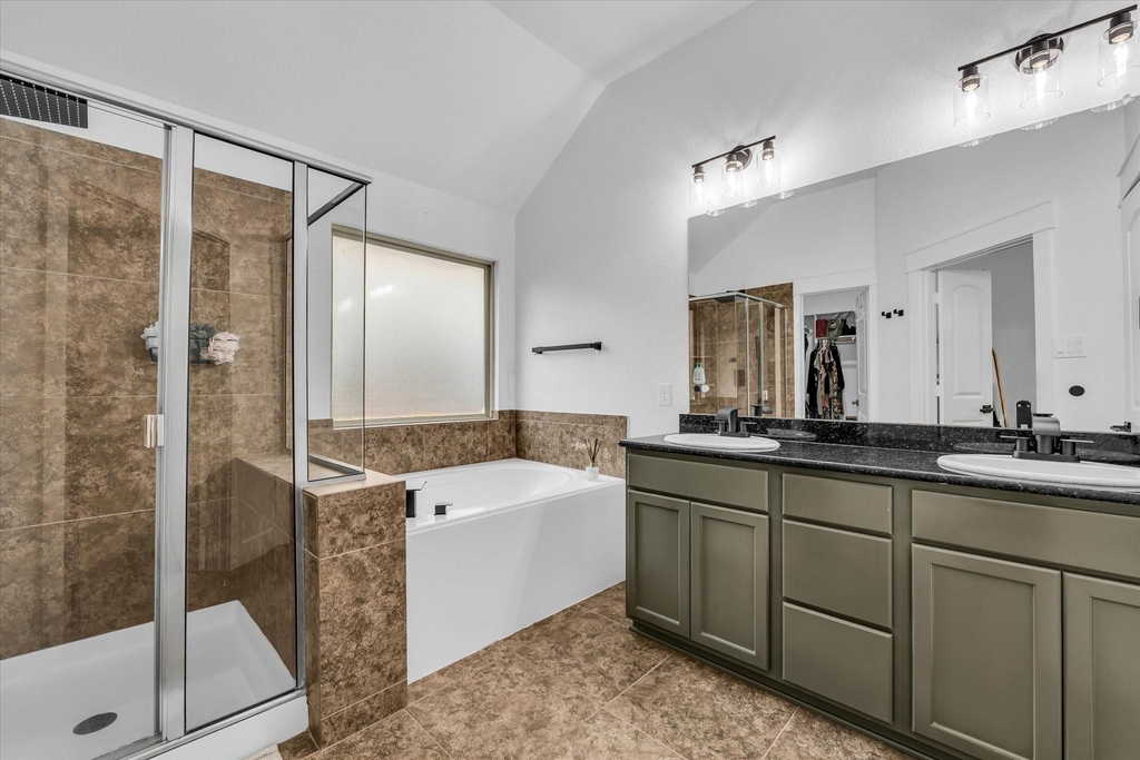 10804 Aurora Drive - Photo 15