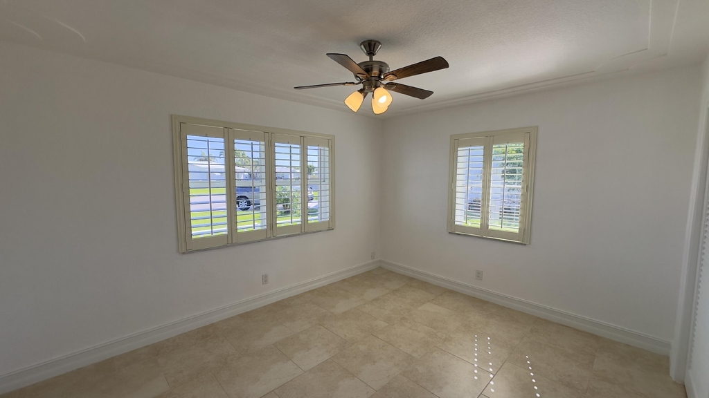 1108 W Ocean Avenue - Photo 20