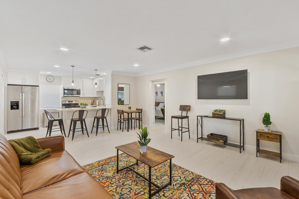 414 Ocean Breeze - Photo 2