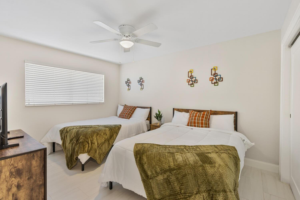 414 Ocean Breeze - Photo 3