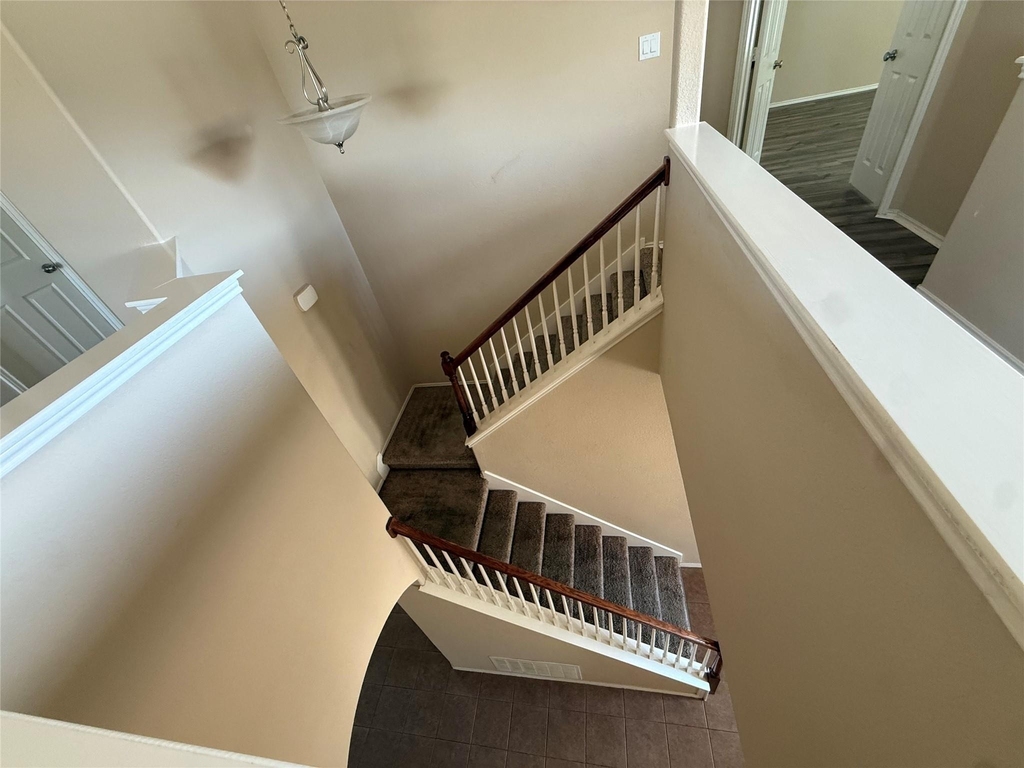 2306 Scott Drive - Photo 7