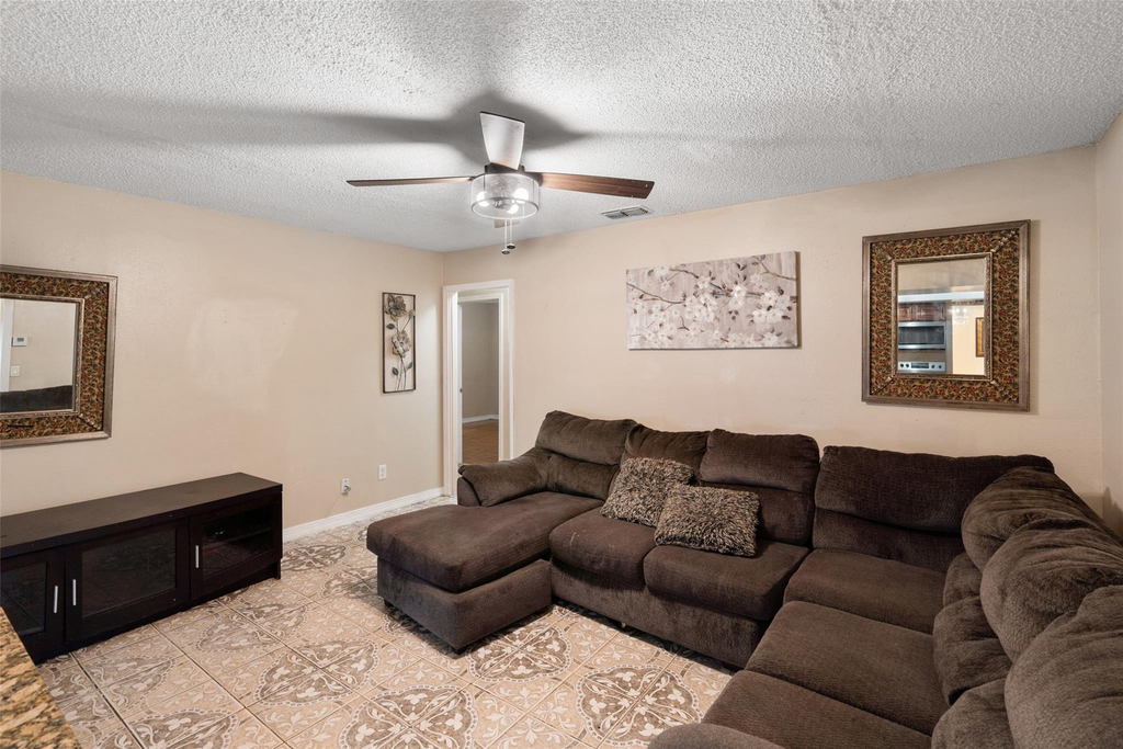 418 Declaration Drive - Photo 12