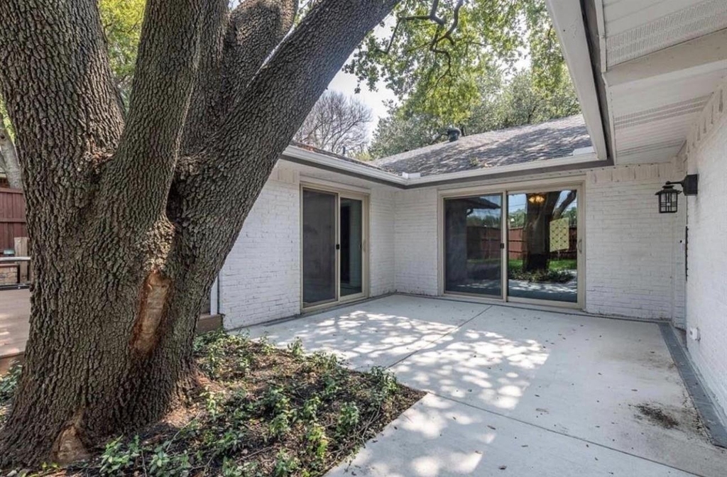 12329 Cedar Bend Drive - Photo 4