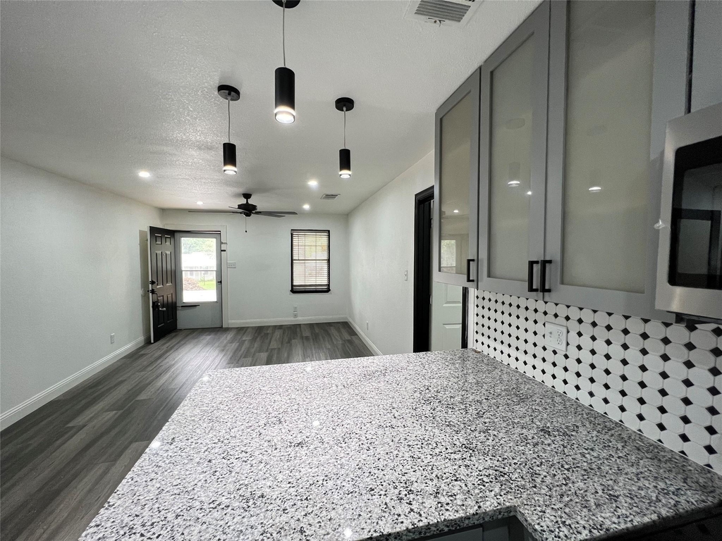 3728 Peach Street - Photo 12