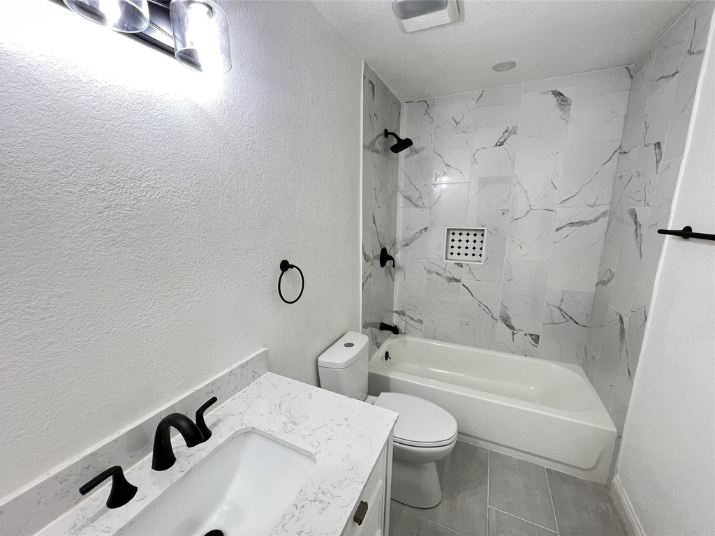3728 Peach Street - Photo 4
