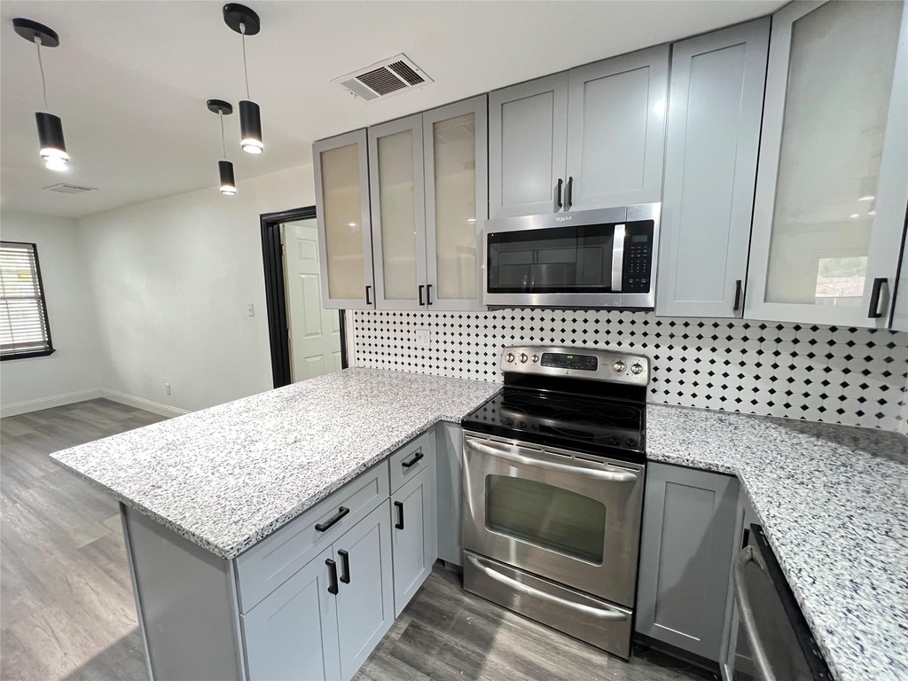 3728 Peach Street - Photo 6