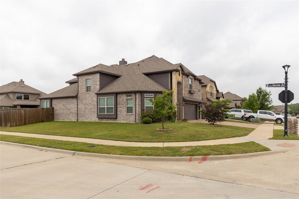 3312 Blue Jay Lane - Photo 1