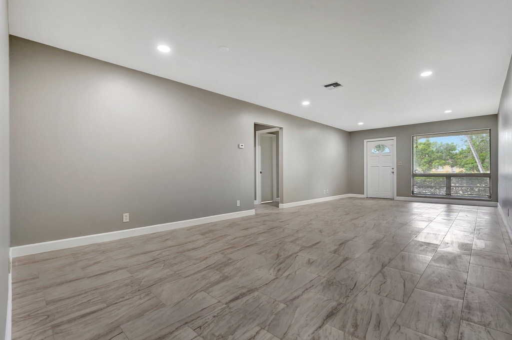 3761 Nw 78th Lane S - Photo 6