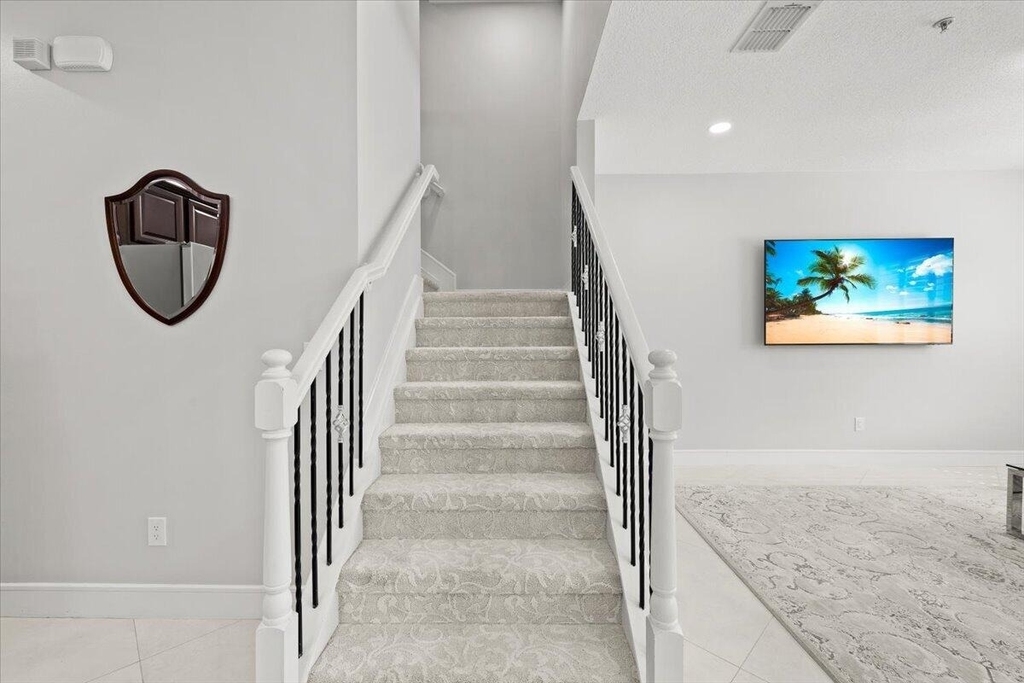 4980 Nw 15th Avenue - Photo 8