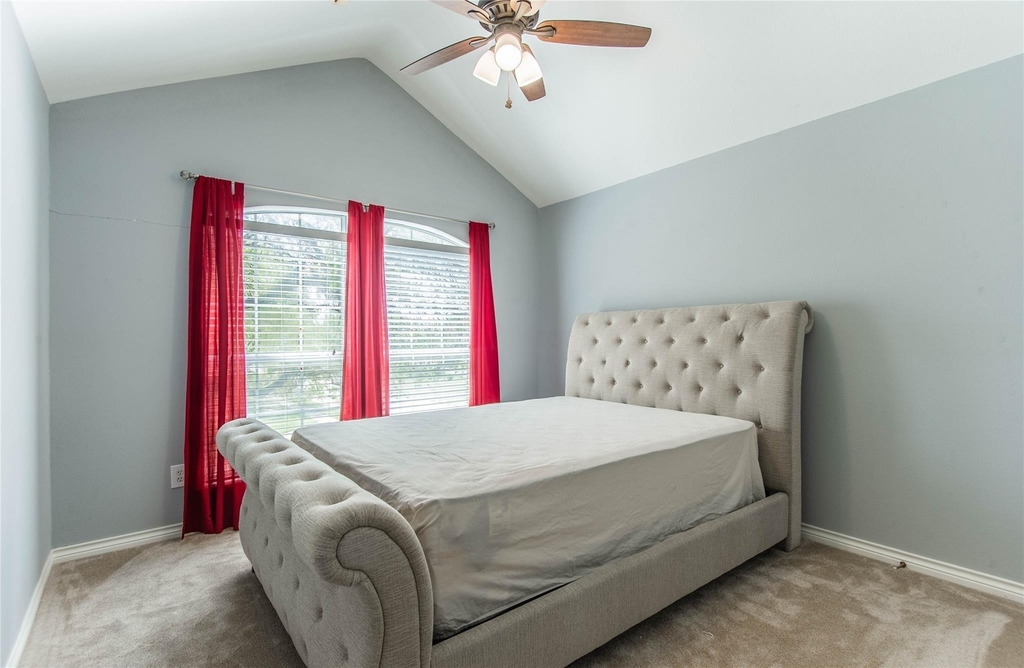 4129 Staten Island Drive - Photo 30