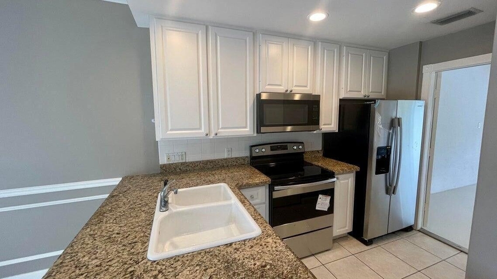 2039 Tarpon Lake Way - Photo 3