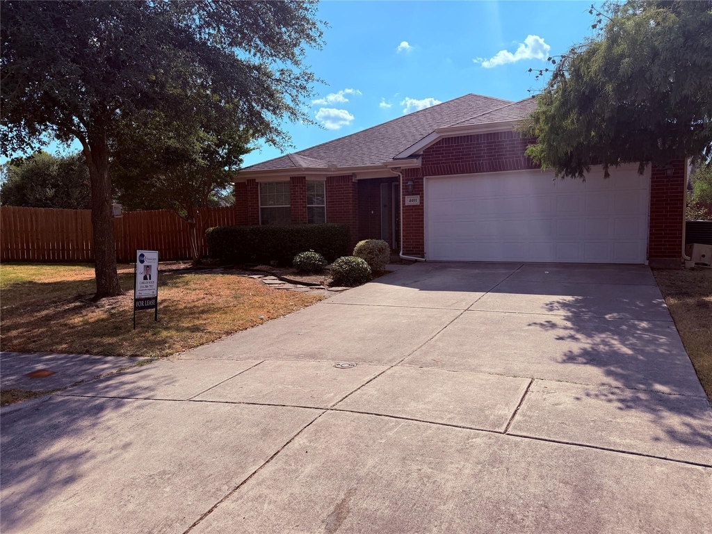 4401 Willow Wood Road - Photo 2