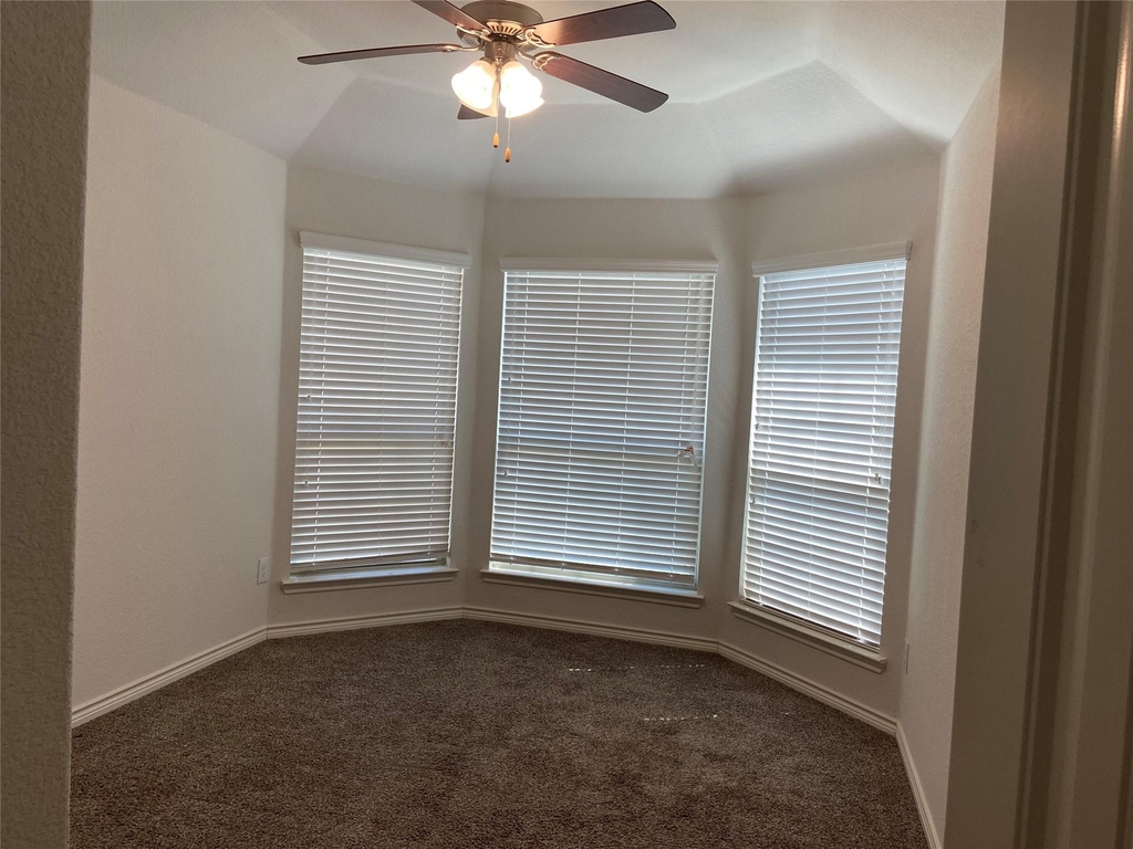 801 Dickens Drive - Photo 24