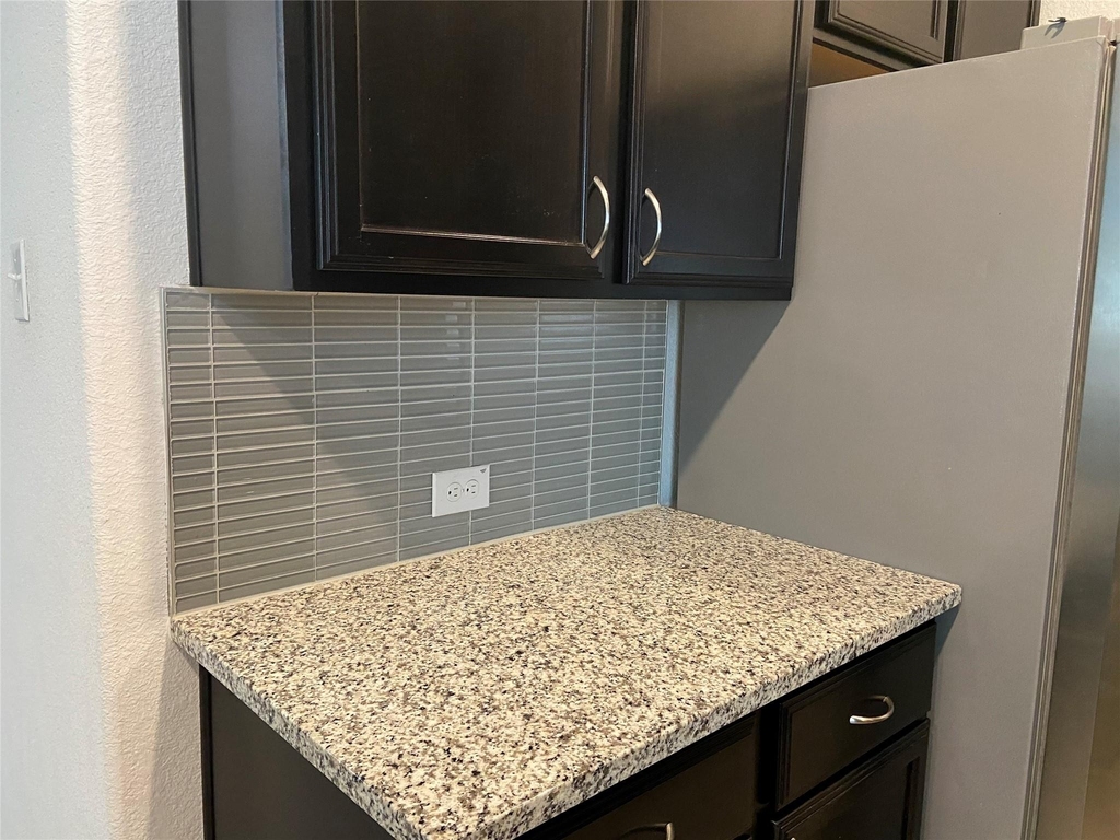 801 Dickens Drive - Photo 6