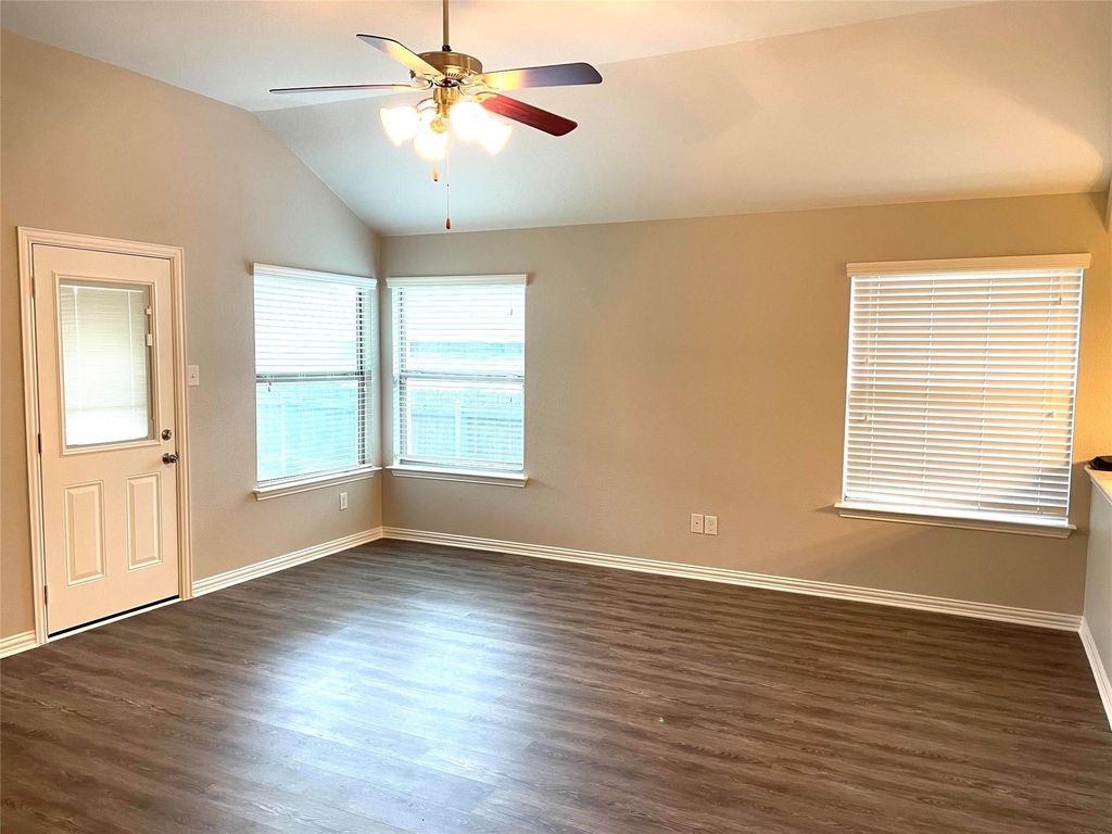3964 Long Hollow Road - Photo 3