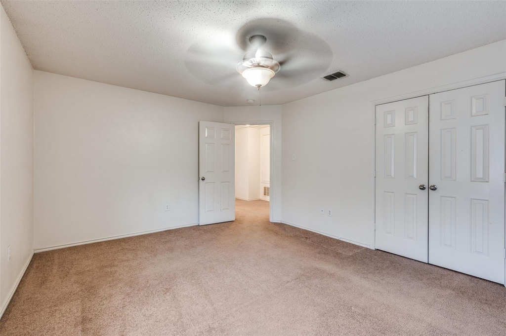8402 Olivia Meadow Drive - Photo 16