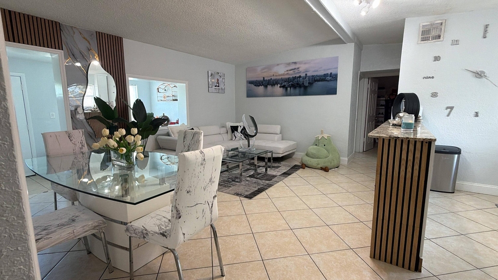 3275 Orange Street - Photo 2