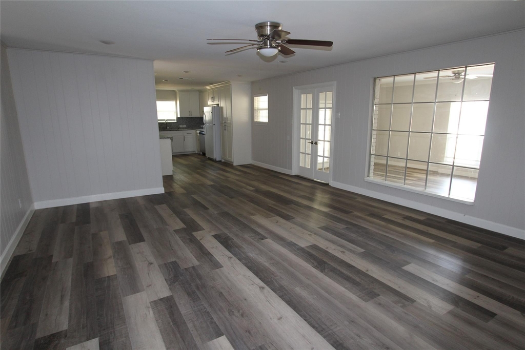 1103 Bryant Street - Photo 3