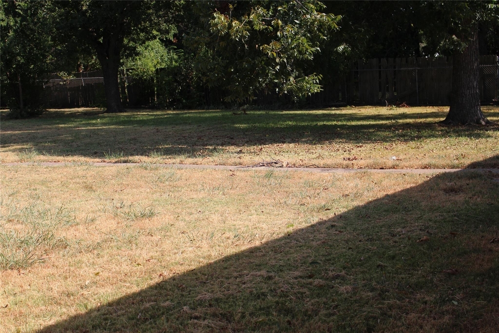 1103 Bryant Street - Photo 28