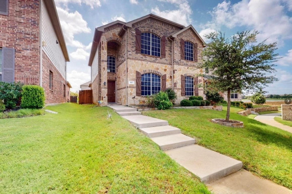 621 Big Horn Road - Photo 2