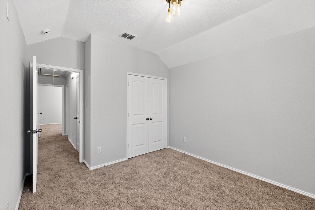 621 Big Horn Road - Photo 26