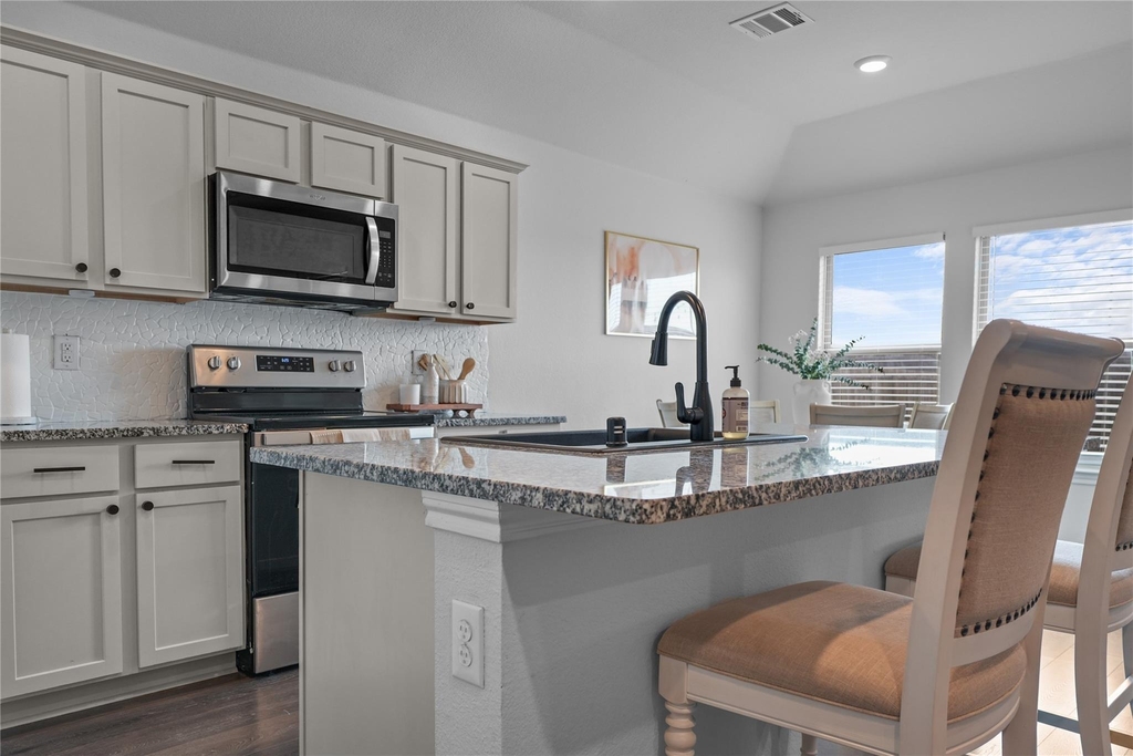 1322 Community Way - Photo 4