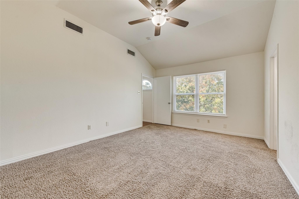 9 Atlanta Court - Photo 16