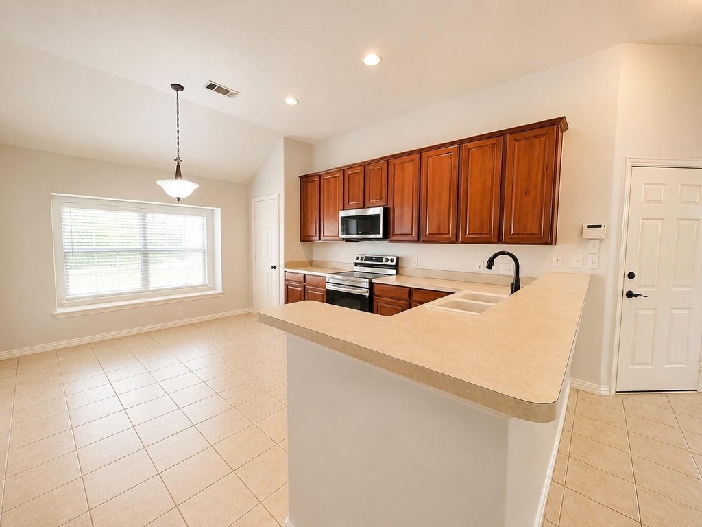 1721 Woodstream Lane - Photo 6